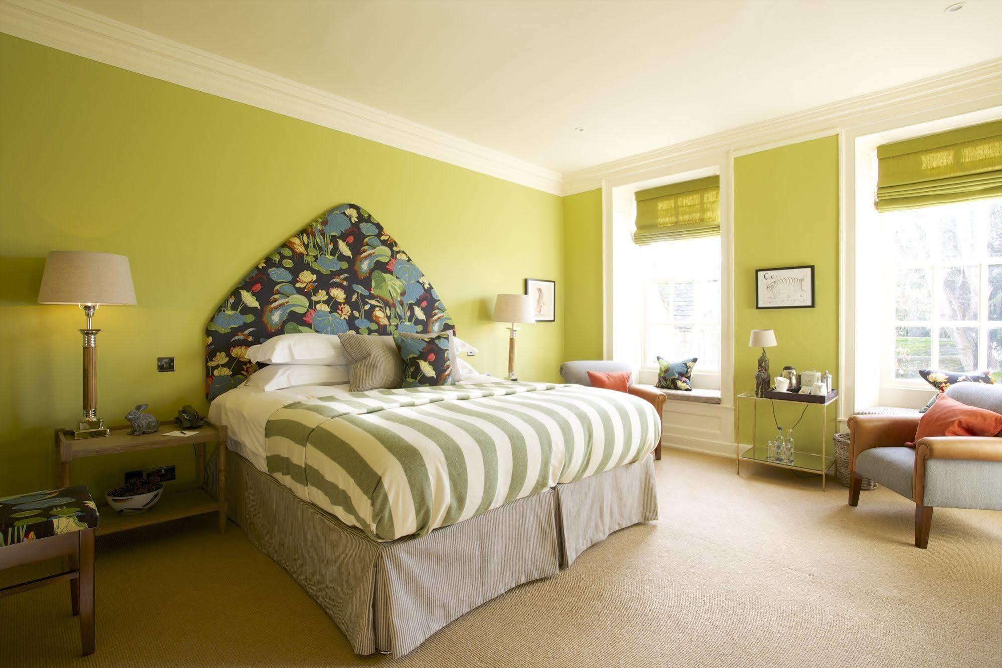 The Close Hotel Tetbury Exterior photo